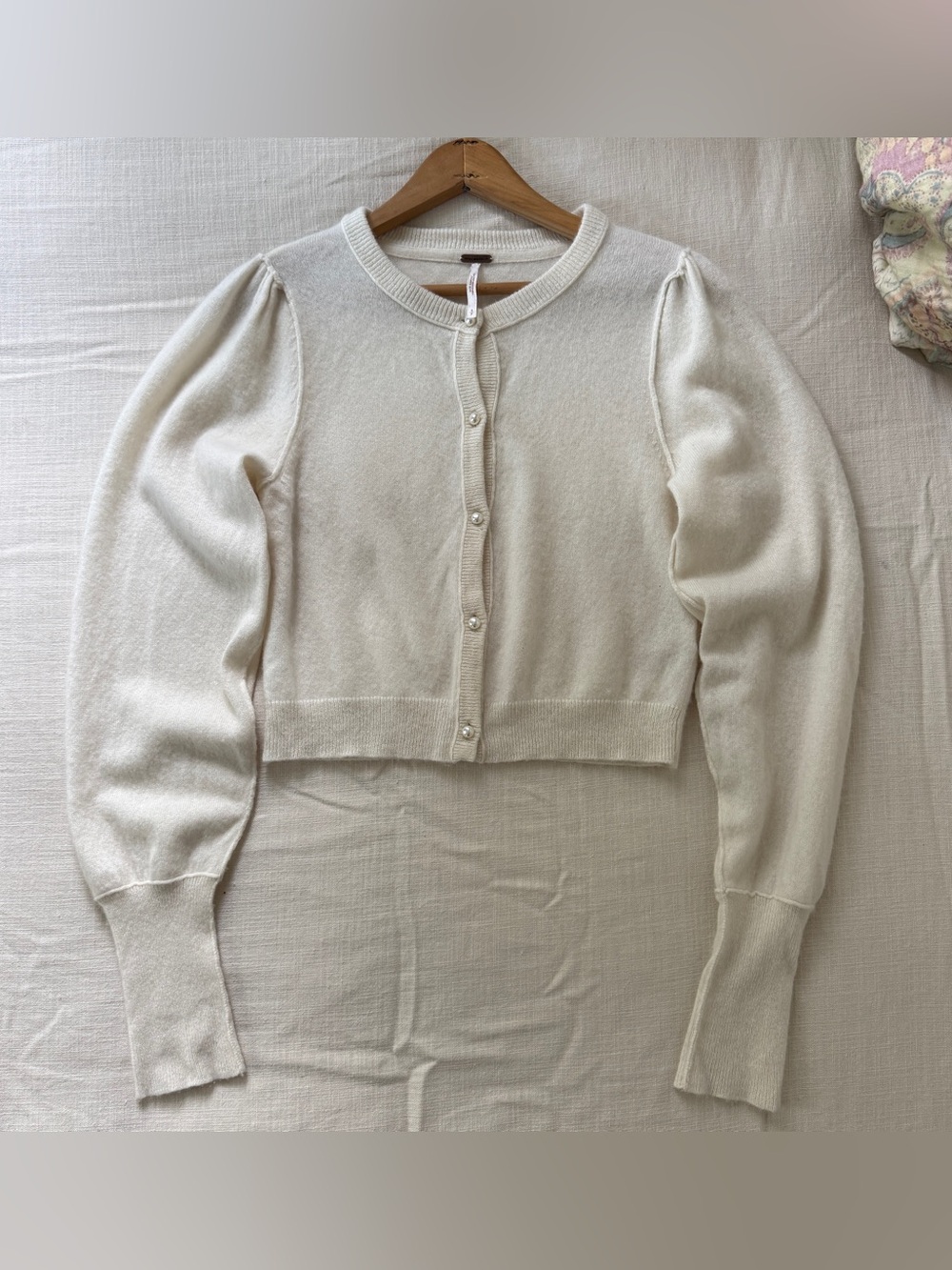Free People 100% Cashmere Pearl Button Puff Sleeve Cropped Cardigan S